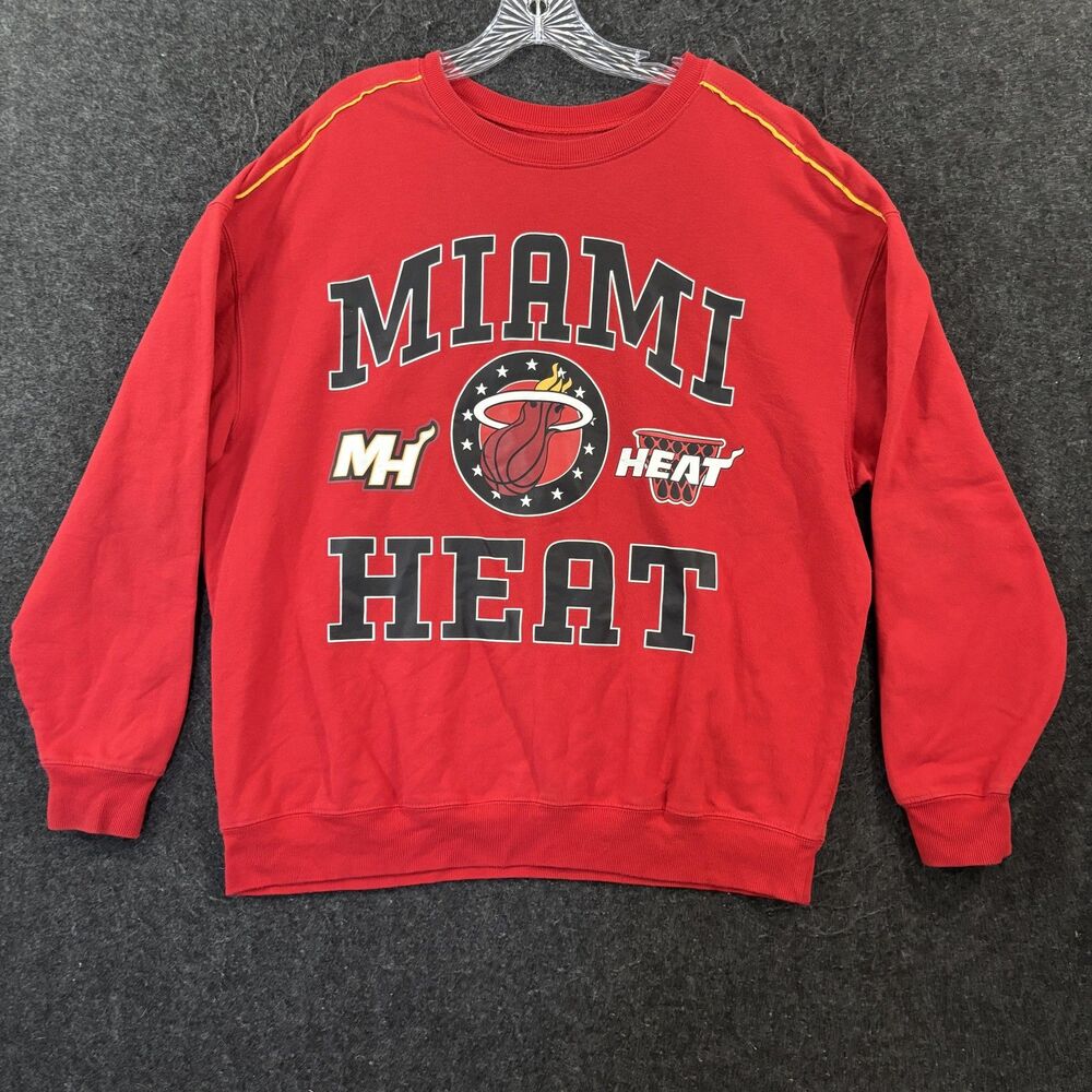 Miami Heat Sweatshirt Men's XXL Red NBA Basketball Graphic Crewneck Pullover